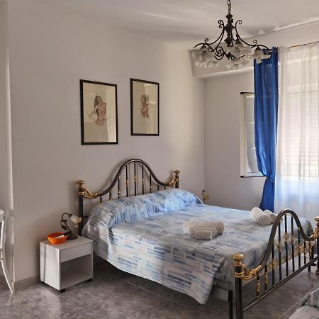 Rosy House Bed & Breakfast Scalea Eksteriør bilde