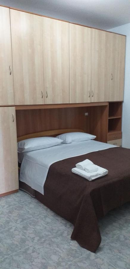 Rosy House Bed & Breakfast Scalea Eksteriør bilde