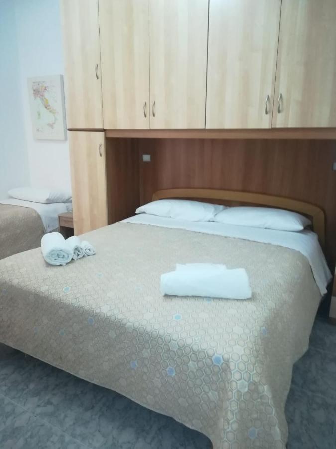Rosy House Bed & Breakfast Scalea Eksteriør bilde