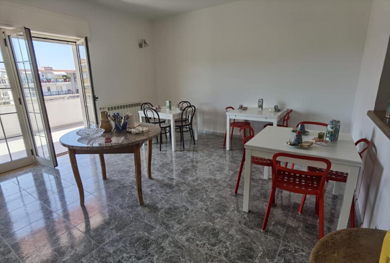 Rosy House Bed & Breakfast Scalea Eksteriør bilde